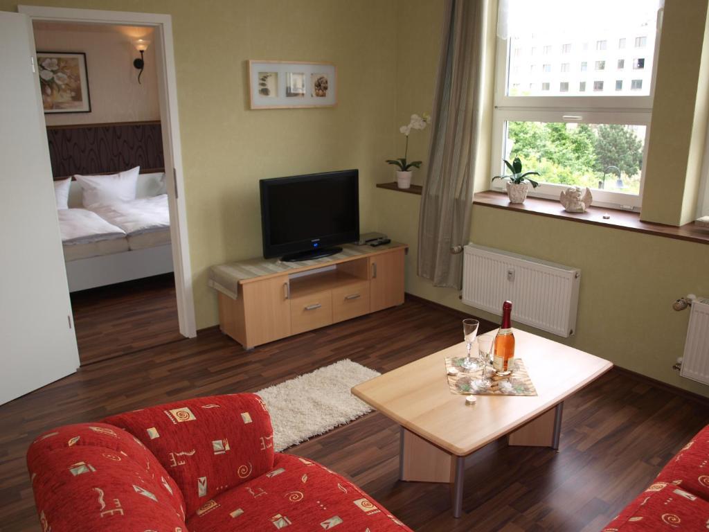 Hotel Am Schuetzenberg Gotha Room photo