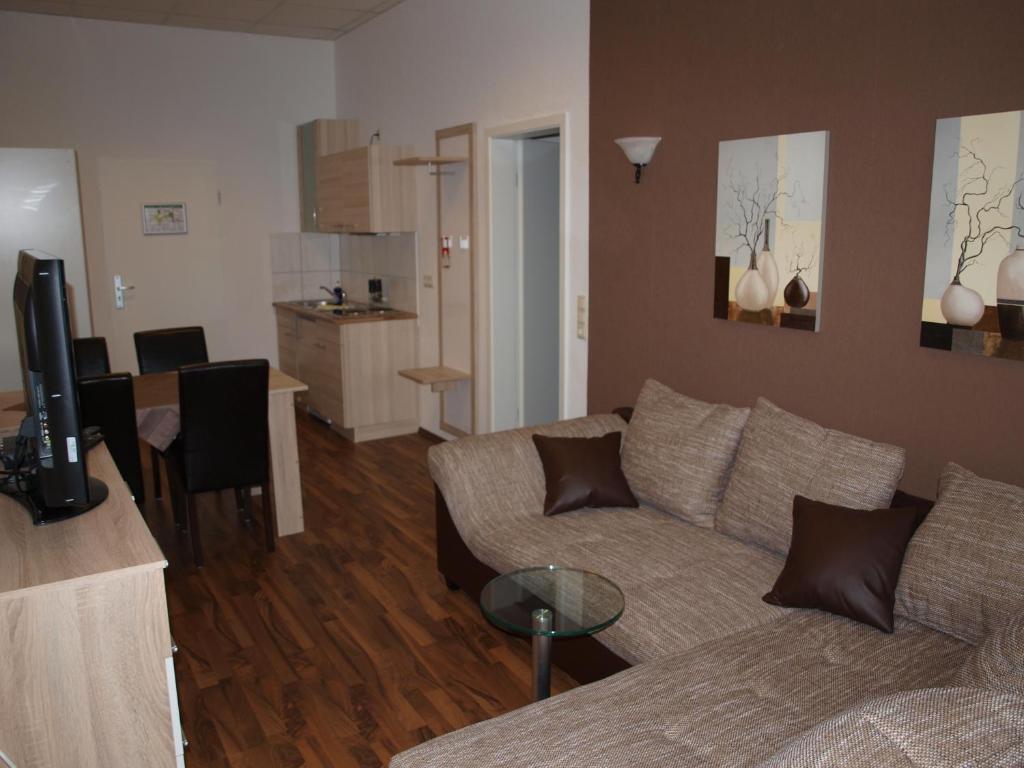 Hotel Am Schuetzenberg Gotha Room photo